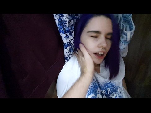 ❤️ Vond mijn zus in de kast en hielp haar klaarkomen ☑ Porno at us ❌️ ❌️❤