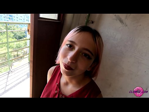 ❤️ Sensuele studente pijpt een vreemdeling in de outback - Cum On His Face ☑ Porno at us ❌️ ❌️❤